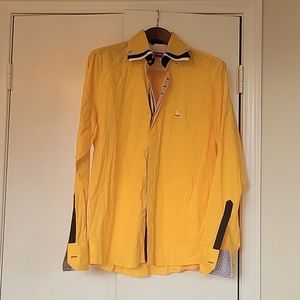 It's 97% cotton men's shirt